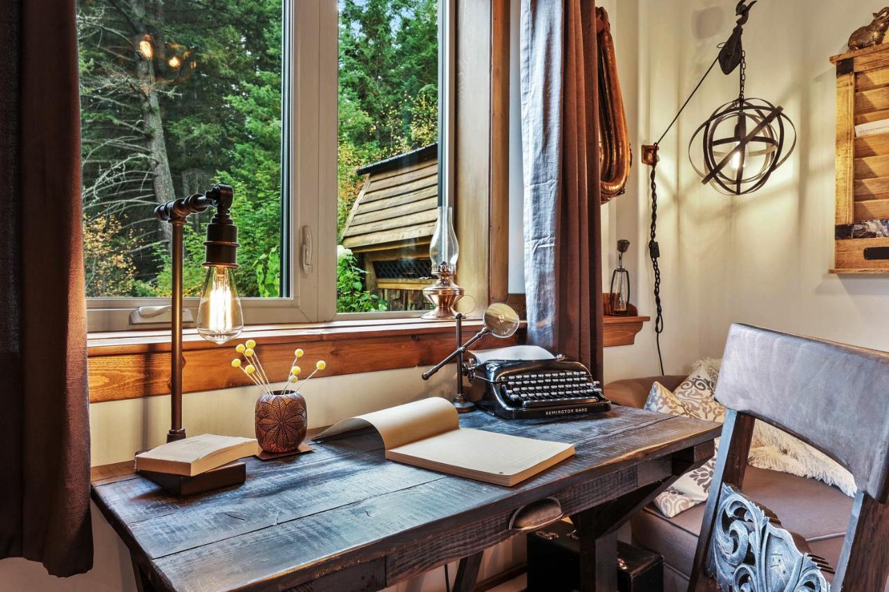 صن بيكس A Suite Retreat - Beyond Bed & Breakfast المظهر الخارجي الصورة